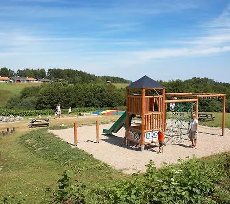 Ferienpark Lojt Three-bedroom 01 *